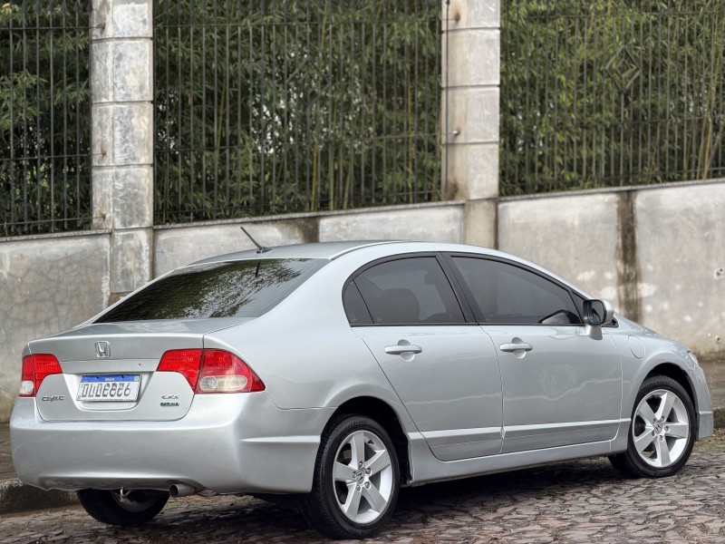 CIVIC 1.8 LXS 16V FLEX 4P AUTOMÁTICO - 2009 - DOIS IRMãOS
