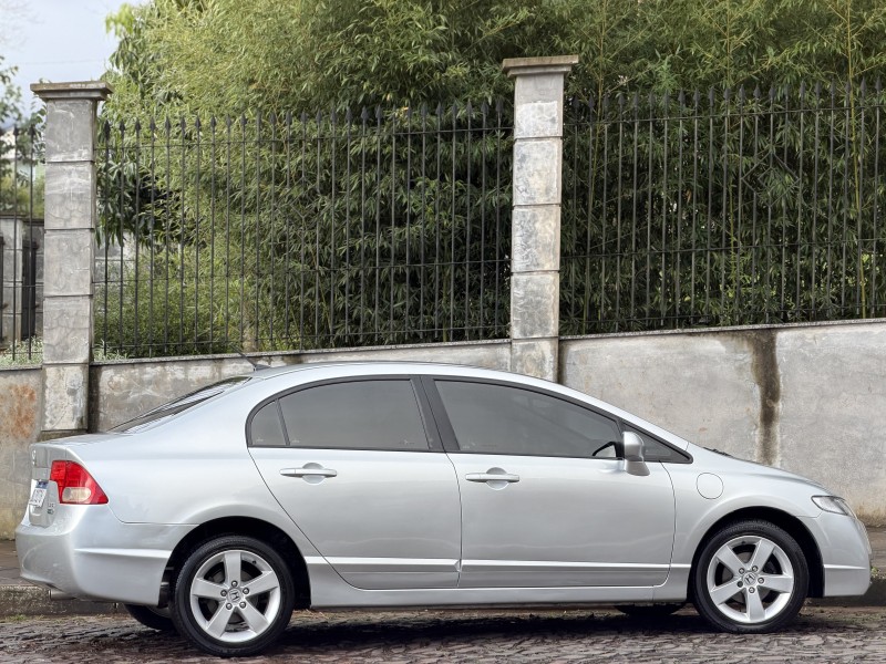 CIVIC 1.8 LXS 16V FLEX 4P AUTOMÁTICO - 2009 - DOIS IRMãOS