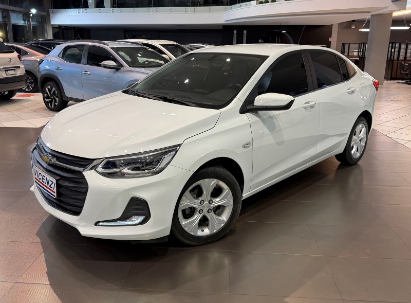 ONIX 1.0	PREMIER PLUS 8V TURBO FLEX 4P AUTOMÁTICO - 2020 - FARROUPILHA