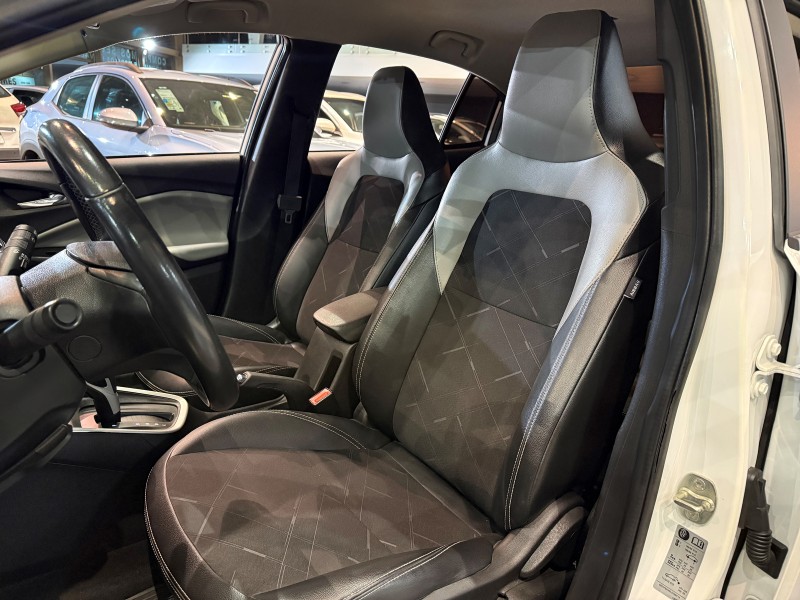 ONIX 1.0	PREMIER PLUS 8V TURBO FLEX 4P AUTOMÁTICO - 2020 - FARROUPILHA