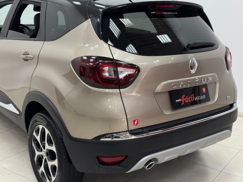 CAPTUR 1.3 INTENSE TURBO 16V FLEX 5P AUTOMÁTICO - 2023 - SANTA CRUZ DO SUL
