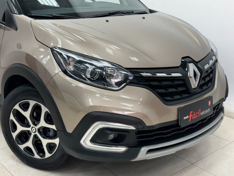 CAPTUR 1.3 INTENSE TURBO 16V FLEX 5P AUTOMÁTICO - 2023 - SANTA CRUZ DO SUL