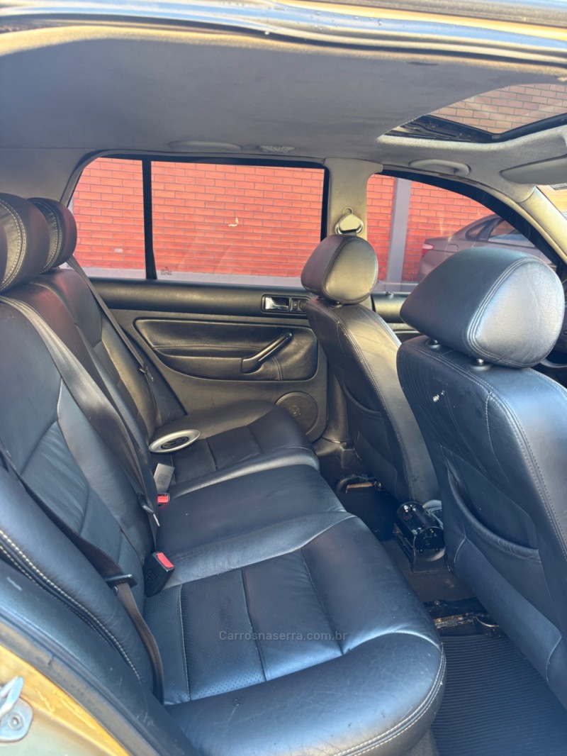 GOLF 2.0 MI 8V FLEX 4P MANUAL - 2001 - CAXIAS DO SUL