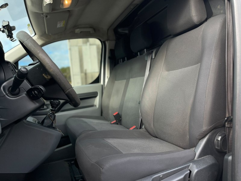 EXPERT 1.6 BLUEHDI DIESEL BUSINESS PACK MANUAL - 2020 - CAXIAS DO SUL
