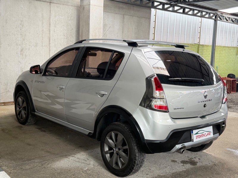 SANDERO 1.6 STEPWAY 16V FLEX 4P AUTOMÁTICO - 2013 - CAXIAS DO SUL