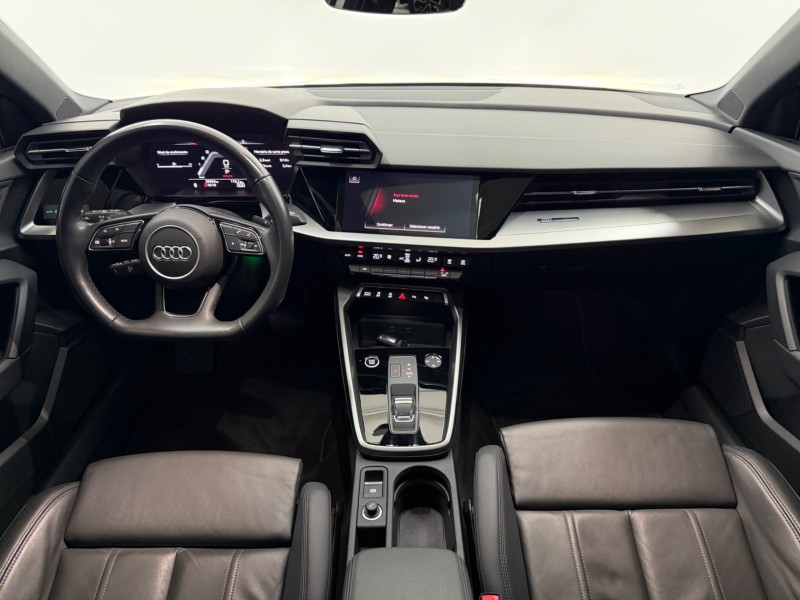 A3 2.0 TFSI 40 PERFORMANCE BLACK SPORTBACK GASOLINA 4P AUTOMÁTICO - 2024 - CAXIAS DO SUL