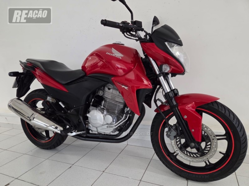 cb 300r  2014 caxias do sul