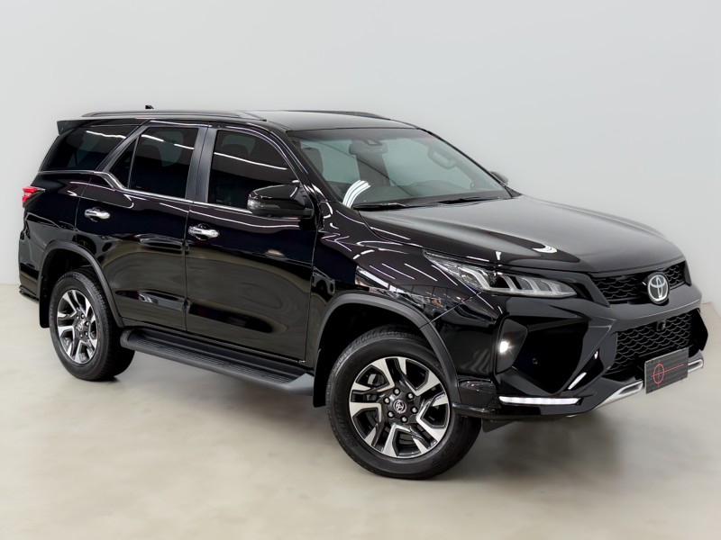 hilux sw4 2.8 srx 4x4 diamond 16v turbo diesel 4p 7 lugares automatico 2024 caxias do sul