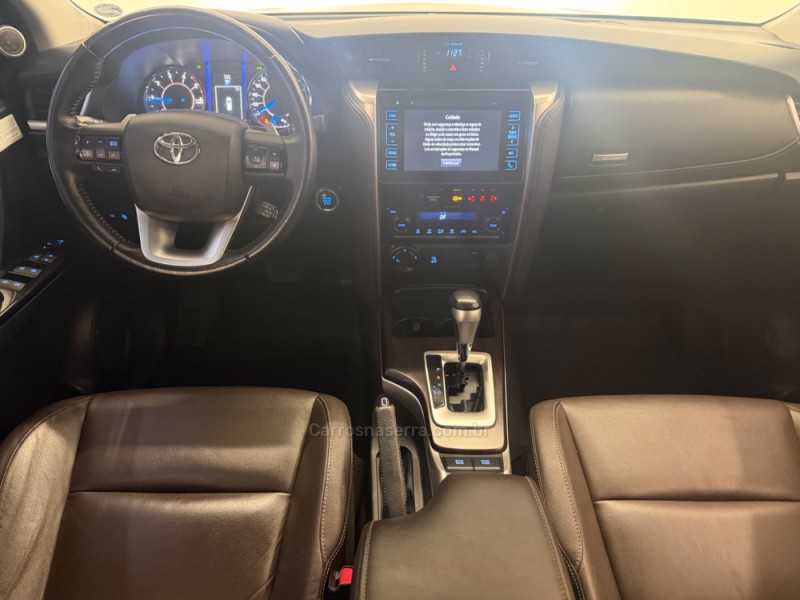 HILUX SW4 2.8 SRX 4X4 16V TURBO INTERCOOLER DIESEL 4P AUTOMÁTICO - 2019 - CAXIAS DO SUL