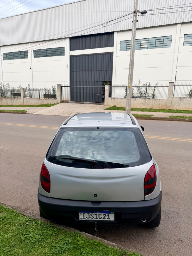 CELTA 1.0 MPFI SUPER 8V FLEX 2P MANUAL - 2002 - CAXIAS DO SUL