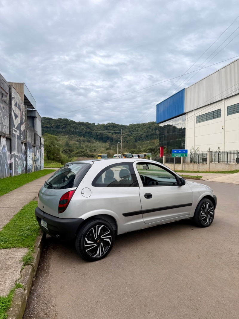 CELTA 1.0 MPFI SUPER 8V FLEX 2P MANUAL - 2002 - CAXIAS DO SUL