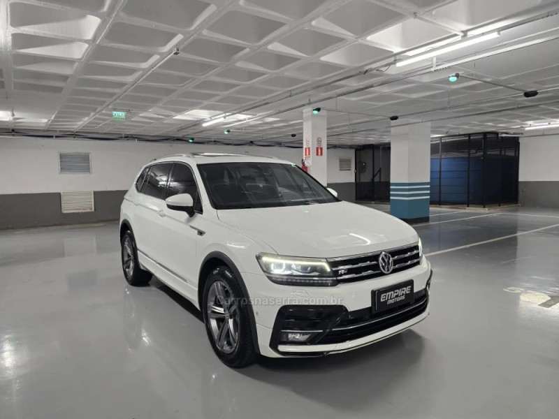TIGUAN 2.0 ALLSPACE R-LINE 350 TSI 4X4 GASOLINA 4P - 2019 - PORTO ALEGRE