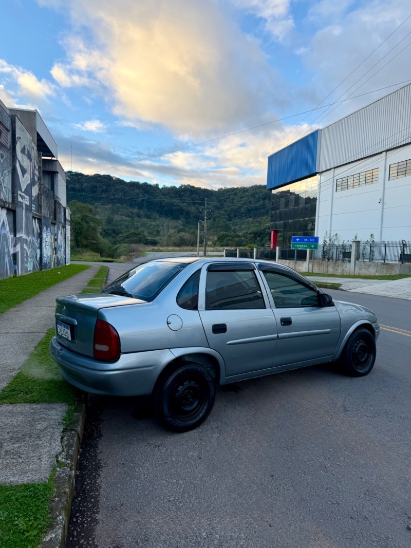 CORSA 1.6 MPFI GLS SEDAN 16V GASOLINA 4P MANUAL - 1998 - CAXIAS DO SUL