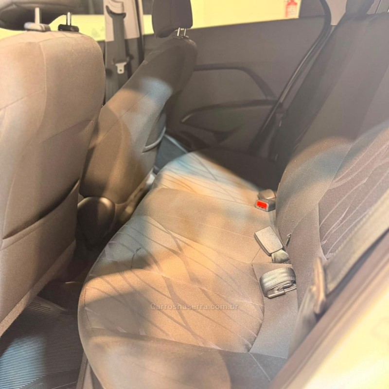 HB20 1.0 COMFORT PLUS 12V FLEX 4P MANUAL - 2015 - NOVO HAMBURGO