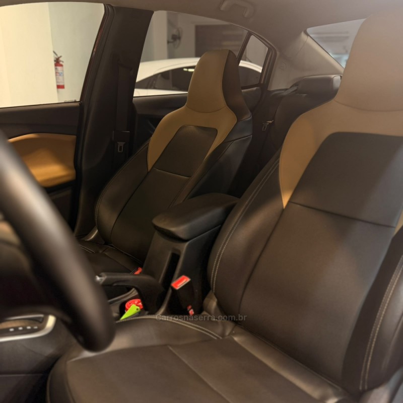 ONIX 1.0	PREMIER II PLUS 12V TURBO FLEX 4P AUTOMÁTICO - 2024 - NOVO HAMBURGO