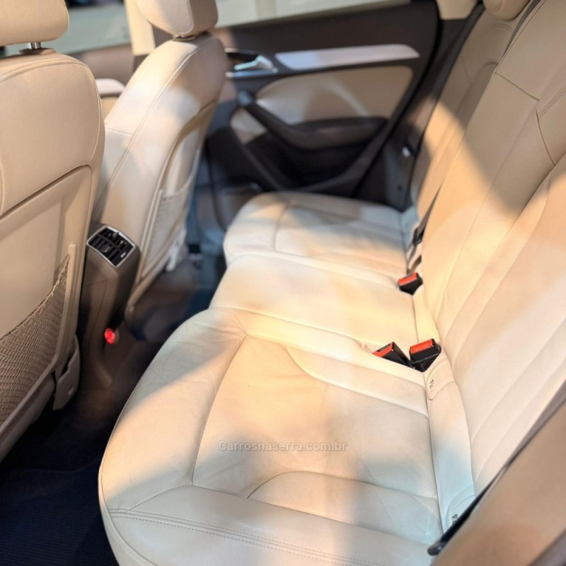 Q3 2.0 TFSI AMBITION QUATTRO 4P GASOLINA S TRONIC - 2015 - NOVO HAMBURGO