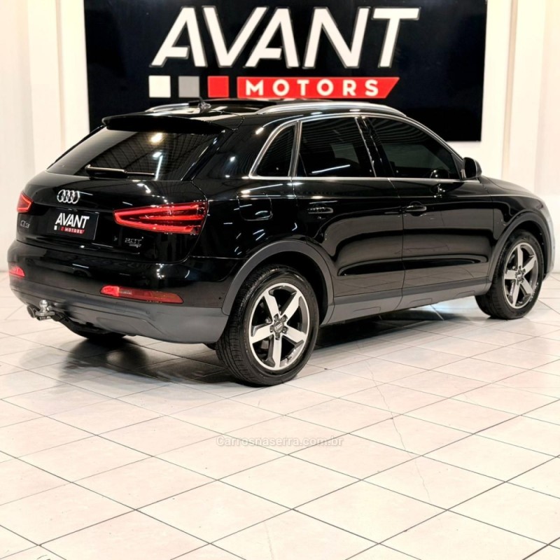 Q3 2.0 TFSI AMBITION QUATTRO 4P GASOLINA S TRONIC - 2015 - NOVO HAMBURGO