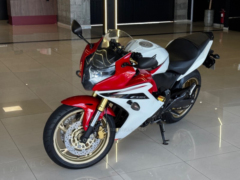 CBR 600F ABS - 2013 - DOIS IRMãOS