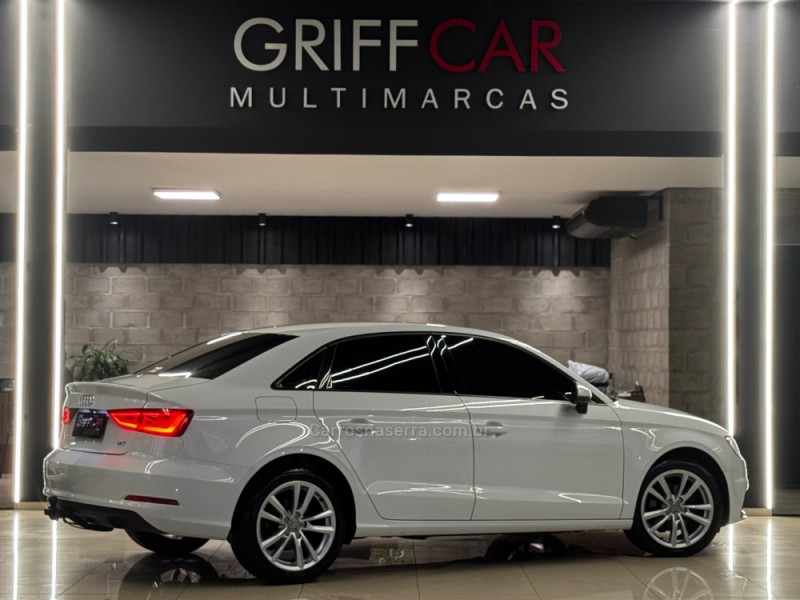 A3 1.4 TFSI SEDAN ATTRACTION 16V FLEX 4P TIPTRONIC - 2015 - DOIS IRMãOS