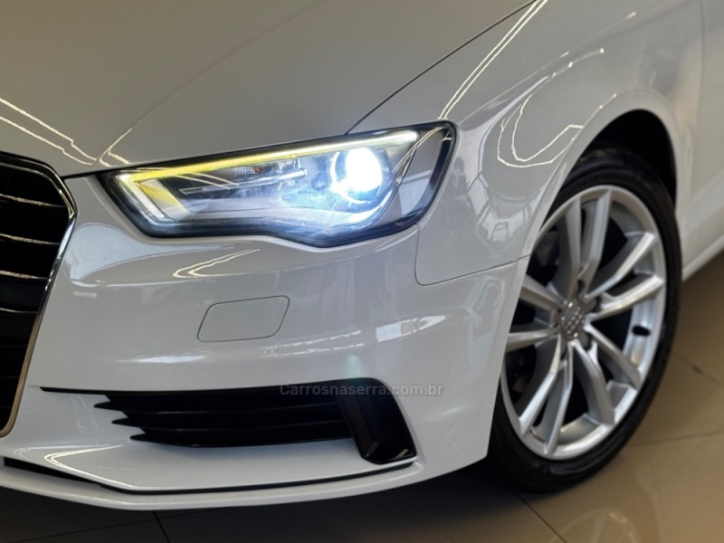 A3 1.4 TFSI SEDAN ATTRACTION 16V FLEX 4P TIPTRONIC - 2015 - DOIS IRMãOS