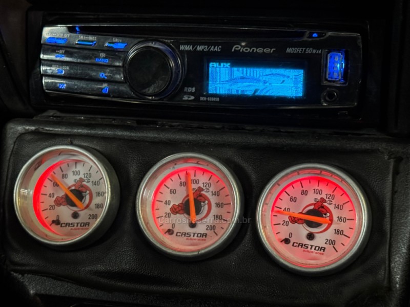 VOYAGE 1.6 GL 8V GASOLINA 2P MANUAL - 1988 - DOIS IRMãOS