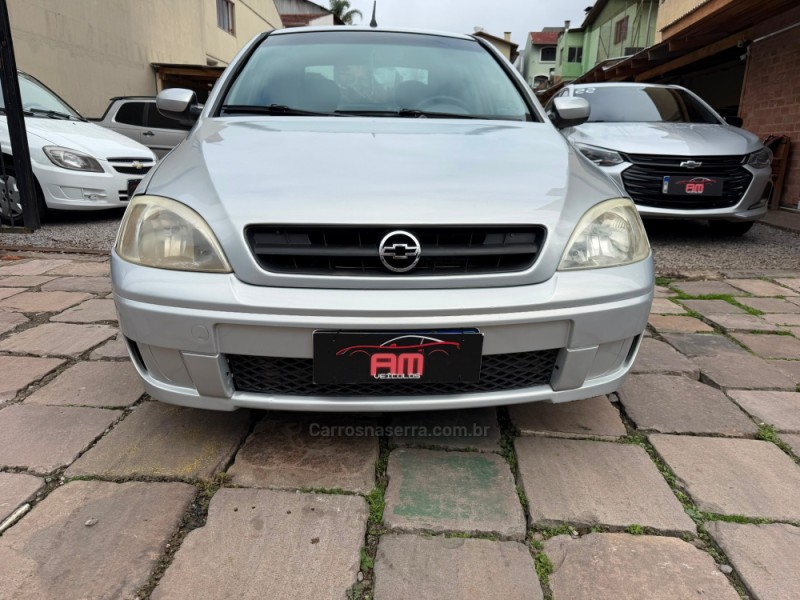 corsa 1.0 mpfi premium 8v gasolina 4p manual 2005 caxias do sul