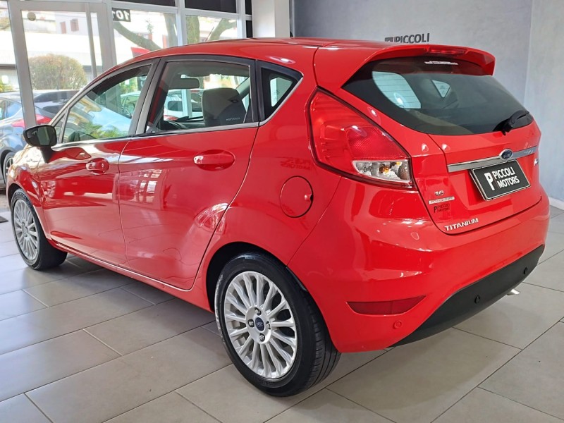 FIESTA 1.6 TITANIUM HATCH 16V FLEX 4P AUTOMÁTICO - 2014 - CAXIAS DO SUL