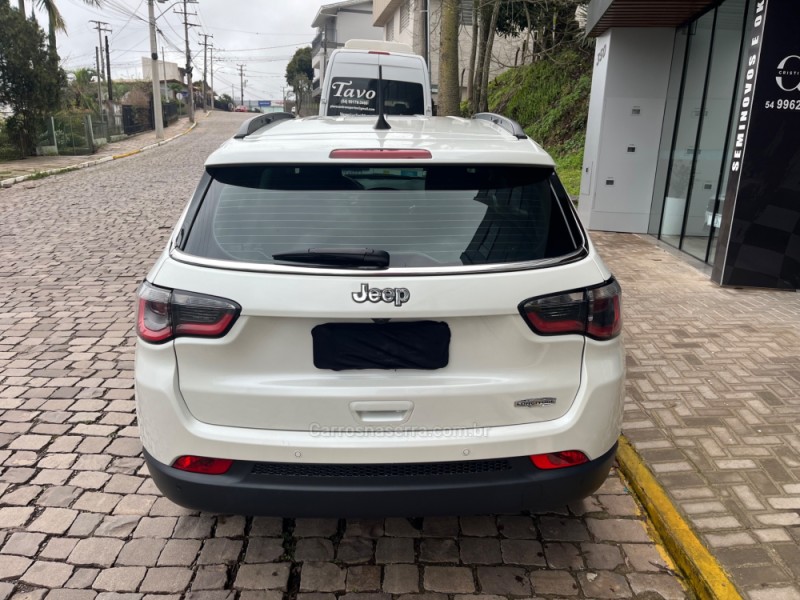 COMPASS 2.0 16V FLEX LONGITUDE AUTOMÁTICO - 2018 - VERANóPOLIS