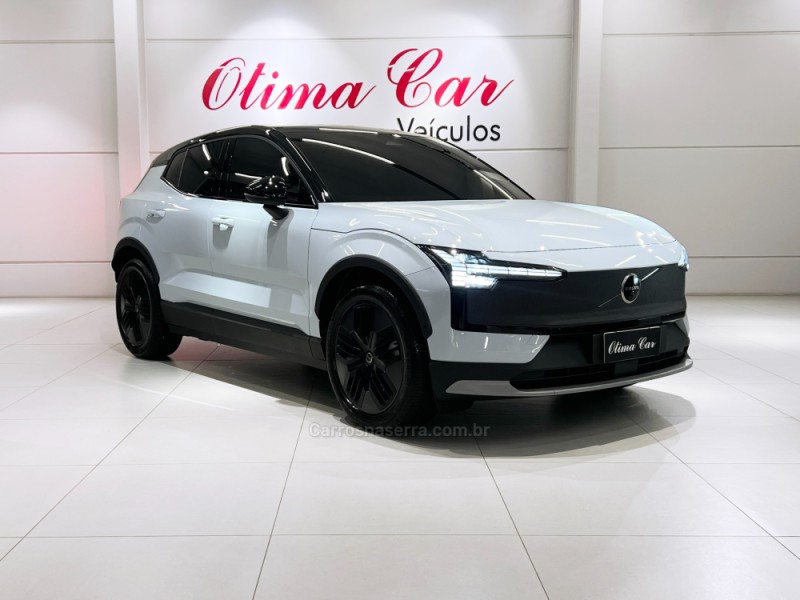 EX30 E60 CROSS COUNTRY 69 KW ELÉTRICO 4P AUTOMÁTICO - 2026 - FLORES DA CUNHA