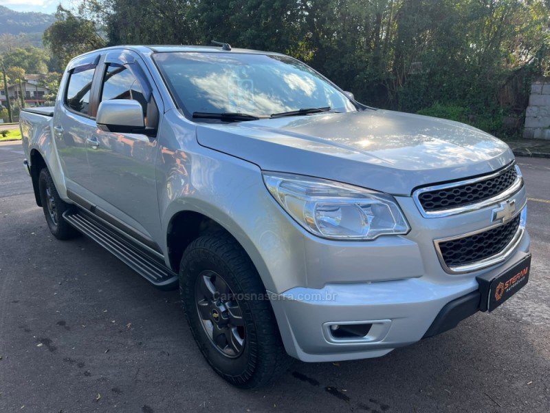 S10 2.8 LT 4X4 CD 16V TURBO DIESEL 4P MANUAL - 2013 - FELIZ