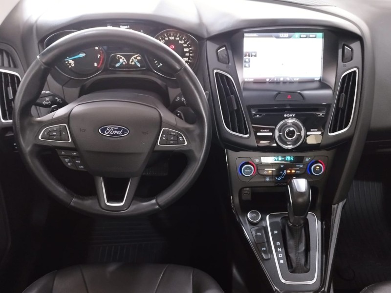 FOCUS 2.0 TITANIUM PLUS FASTBACK 16V FLEX 4P AUTOMÁTICO - 2016 - CAXIAS DO SUL