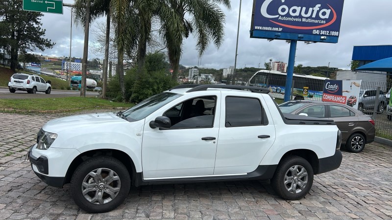 OROCH 1.6 16V SCE INTENSE FLEX 4P MANUAL - 2023 - FARROUPILHA