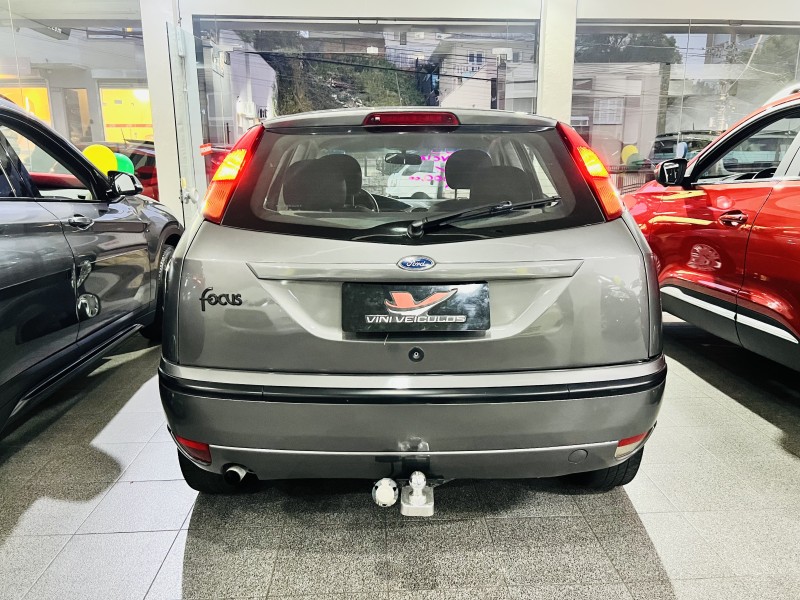FOCUS 1.6 8V FLEX 4P MANUAL - 2009 - CAXIAS DO SUL