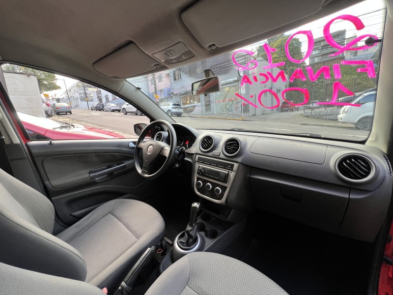 VOYAGE 1.0 MI 8V FLEX 4P MANUAL - 2012 - CAXIAS DO SUL