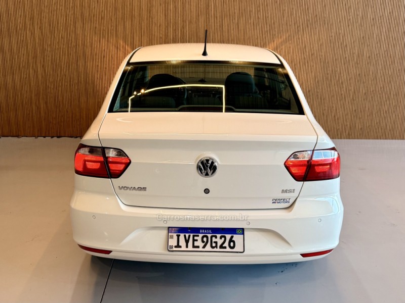 VOYAGE 1.6 MI COMFORTLINE 8V FLEX 4P MANUAL - 2018 - BENTO GONçALVES