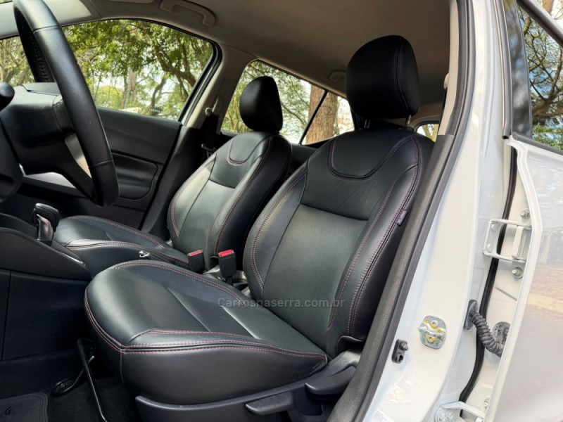 KICKS 1.6 ADVANCE 16V FLEX 4P AUTOMÁTICO - 2022 - DOIS IRMãOS