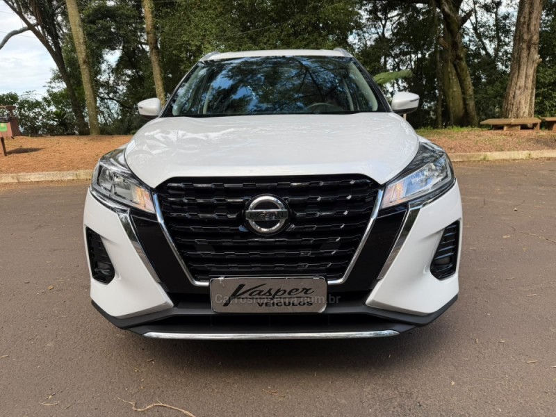 KICKS 1.6 ADVANCE 16V FLEX 4P AUTOMÁTICO - 2022 - DOIS IRMãOS