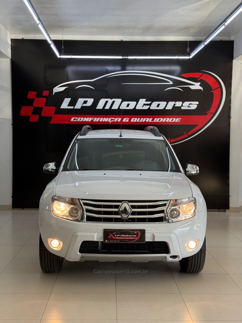 DUSTER 1.6 DYNAMIQUE 4X2 16V FLEX 4P MANUAL - 2015 - FARROUPILHA