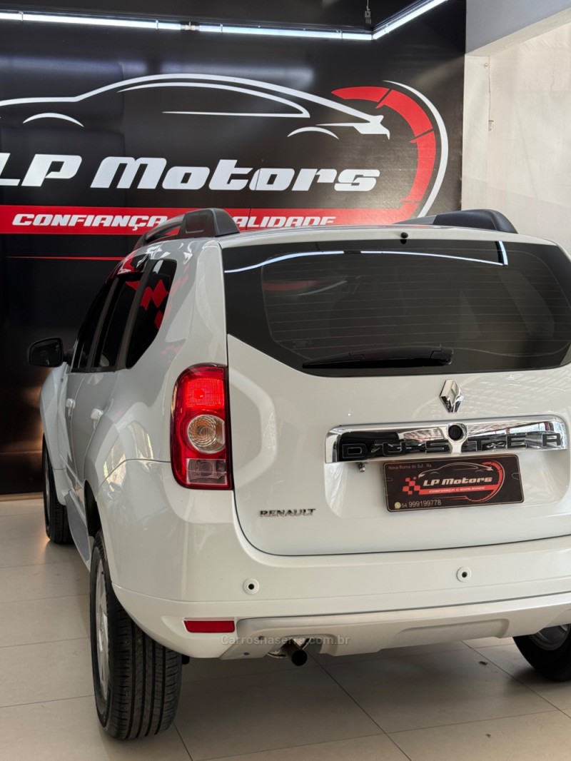 DUSTER 1.6 DYNAMIQUE 4X2 16V FLEX 4P MANUAL - 2015 - FARROUPILHA