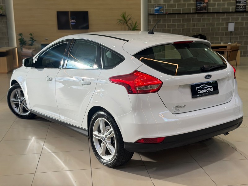 FOCUS 1.6 SE 16V FLEX 4P MANUAL - 2019 - CARLOS BARBOSA