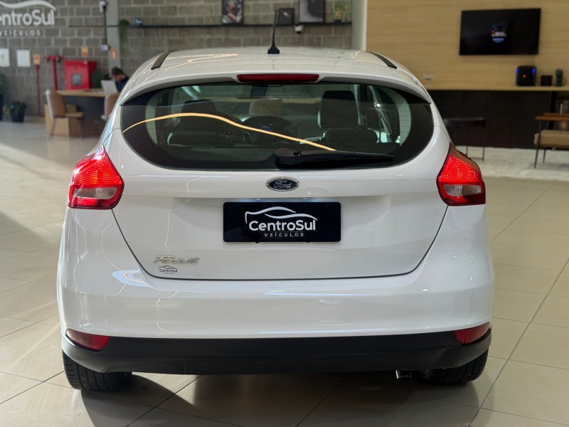 FOCUS 1.6 SE 16V FLEX 4P MANUAL - 2019 - CARLOS BARBOSA