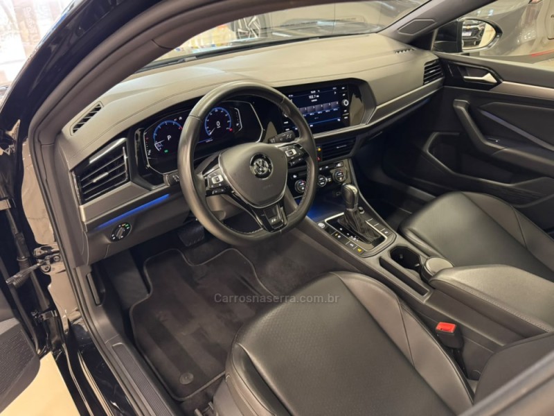 JETTA 1.4 R-LINE 250 16V TSI FLEX 4P AUTOMÁTICO - 2019 - VERANóPOLIS