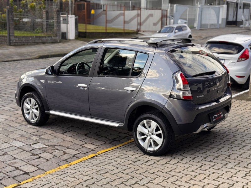 SANDERO 1.6 STEPWAY 16V FLEX 4P MANUAL - 2012 - CAXIAS DO SUL