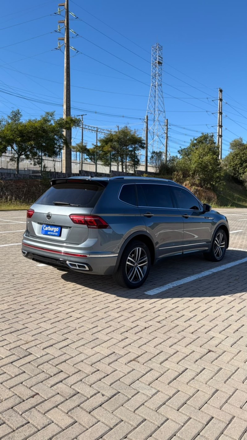 TIGUAN 2.0 ALLSPACE R-LINE 300 TSI GASOLINA 4P AUTOMÁTICO - 2025 - CAXIAS DO SUL