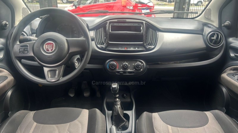 UNO 1.3 FIREFLY FLEX WAY 4P MANUAL - 2019 - GRAVATAí