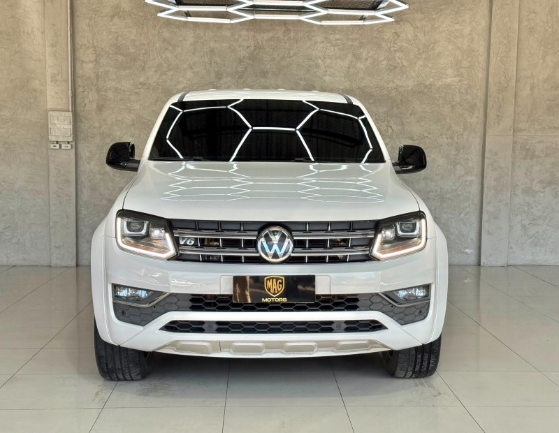 AMAROK 3.0 V6 TDI HIGHLINE CD DIESEL 4MOTION AUTOMÁTICO - 2022 - CAXIAS DO SUL