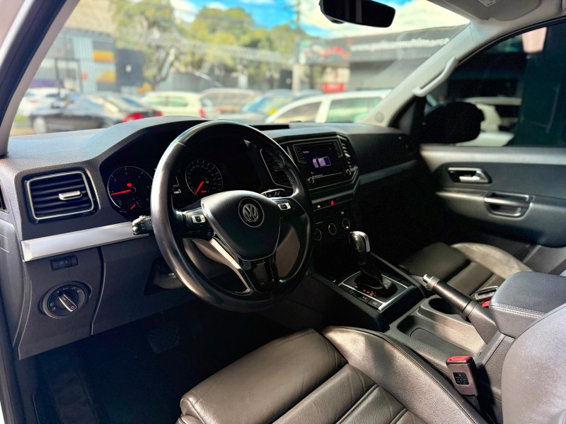 AMAROK 3.0 V6 TDI HIGHLINE CD DIESEL 4MOTION AUTOMÁTICO - 2022 - CAXIAS DO SUL