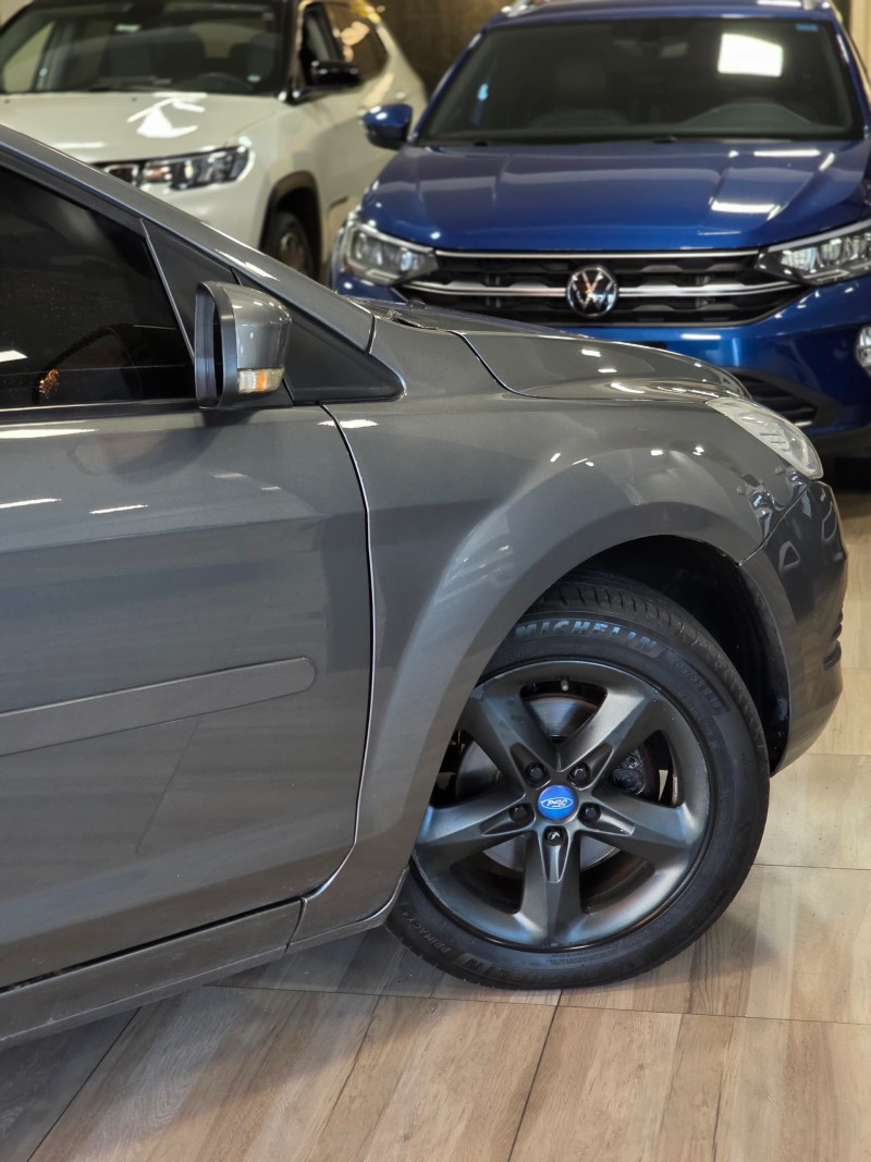 FOCUS 1.6 SE 16V FLEX 4P MANUAL - 2013 - CAXIAS DO SUL