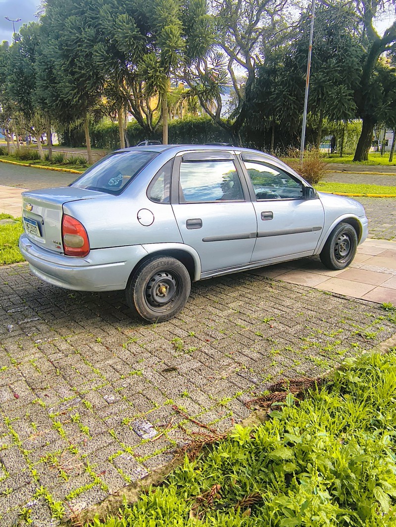CLASSIC 1.0 MPFI 8V GASOLINA 4P MANUAL - 2010 - FARROUPILHA