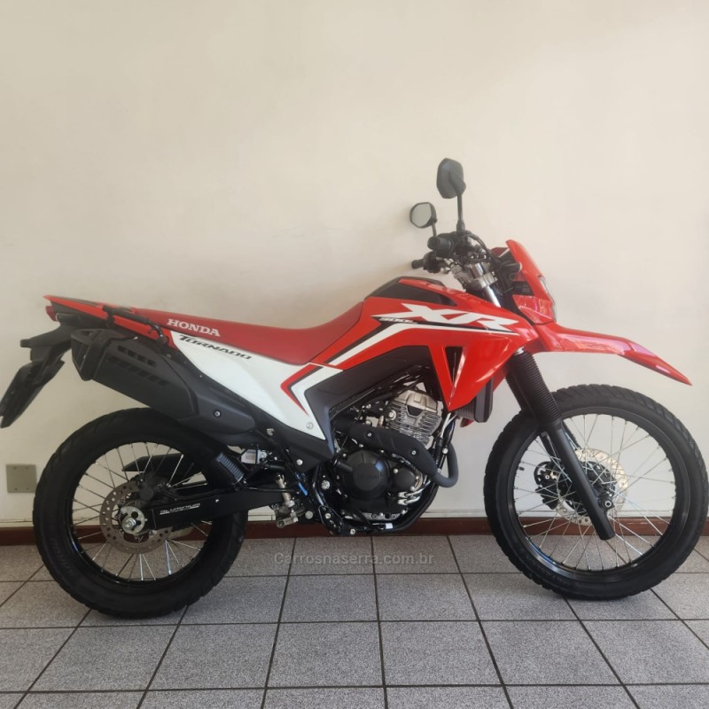XR 300L TORNADO  - 2026 - FARROUPILHA
